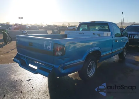 1994 Chevrolet S Truck S10 z USA, uszkodzony, nr VIN 1GCCS14Z2R8218591